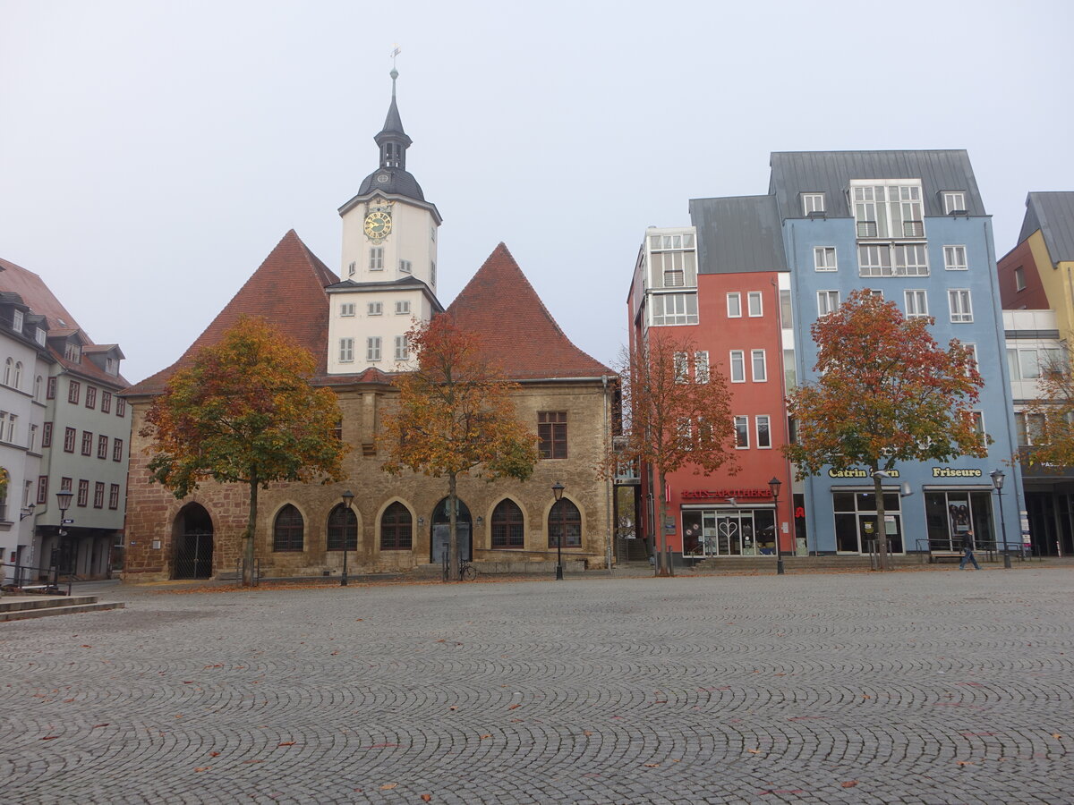 Jena, altes Rathaus am Markt, erbaut von 1377 bis 1413 (22.10.2022)