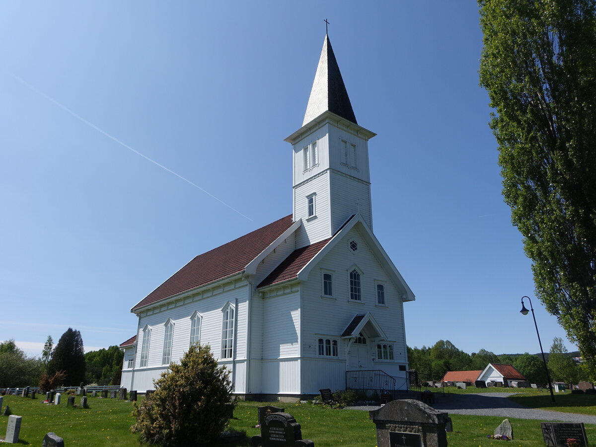 Jevnaker, evangelische Randsfjord Kirche, erbaut 1916 durch Hans Horn (31.05.2023)