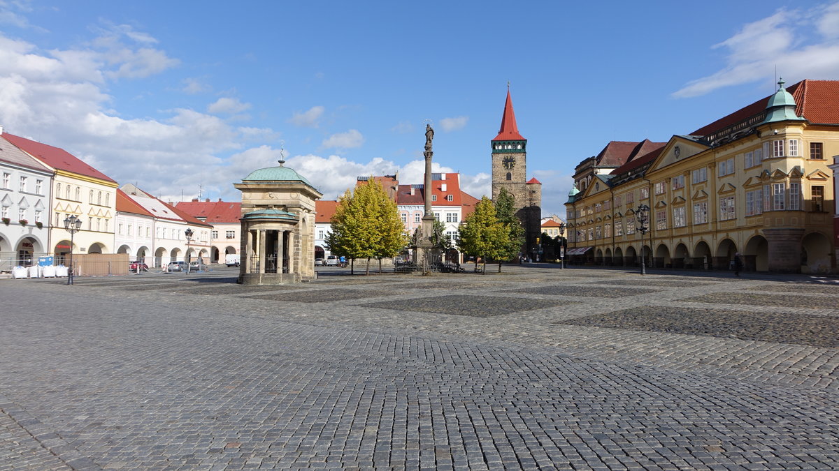 Jicin / Jitschin, Waldsteinplatz mit Amphitrite Brunnen von Jan Sucharda (28.09.2019)