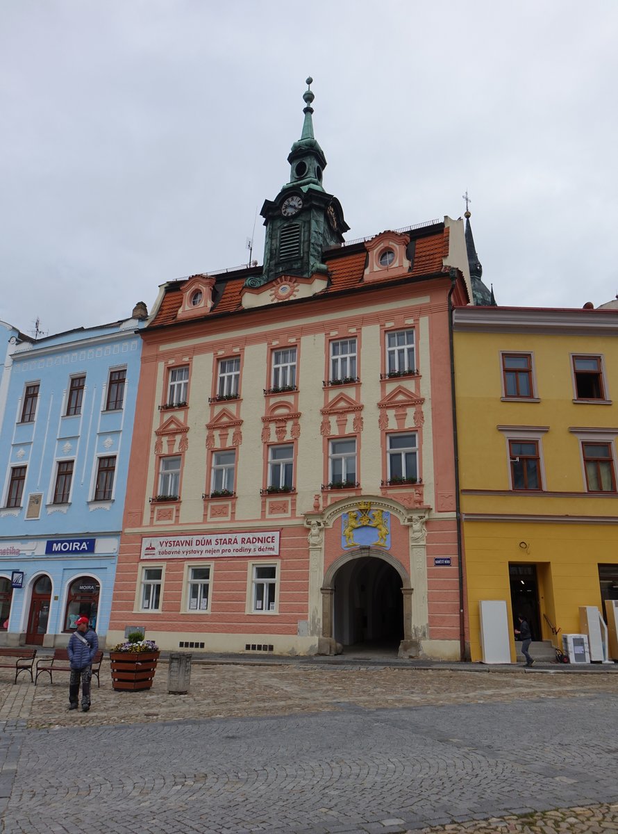 Jindrichuv Hradec, altes Rathaus am Hauptplatz Namesti Miru (28.05.2019)