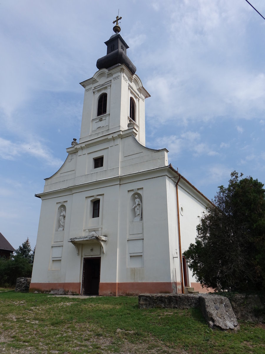 Jobbgyi, kath. Pfarrkirche St. Johannes, erbaut ab 1332 (03.09.2018)