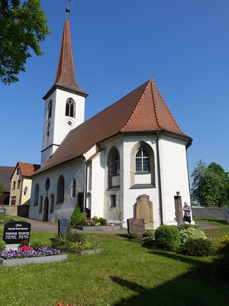 Jochsberg, Ev. St. Mauritius Kirche, erbaut im 14. Jahrhundert, Kirchturm erbaut von 1712 bis 1713 (14.05.2015)