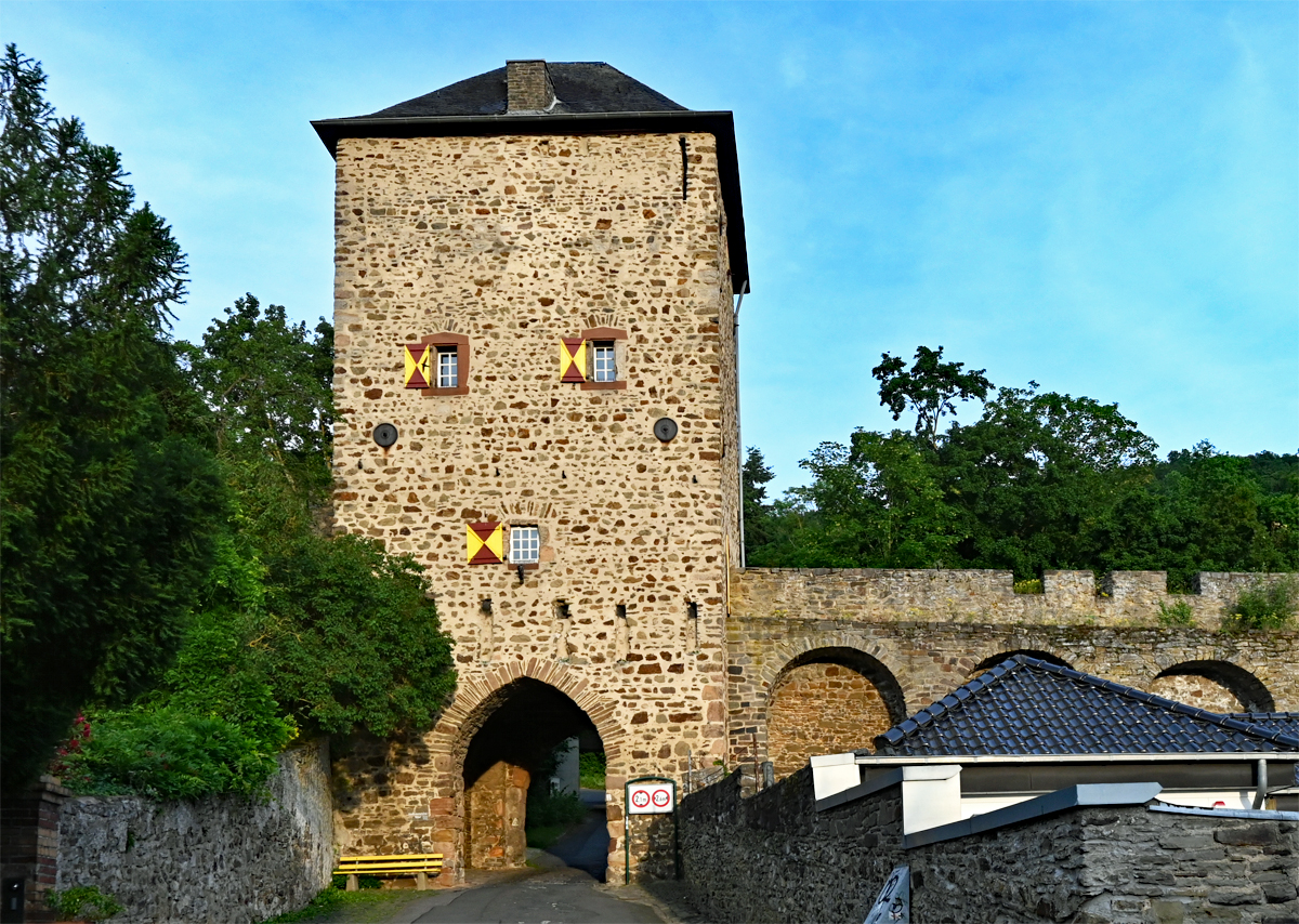 Johannistor als Teil der Stadtmauer von Bad Mnstereifel - 26.06.2021