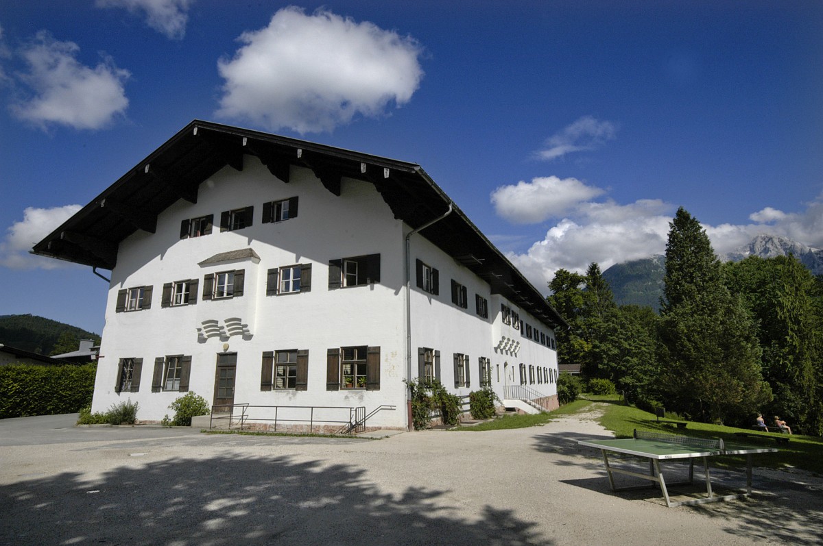 Jugendherberge Berchtesgaden im Ortsteil Strub. Aufnahme: Juli 2008.