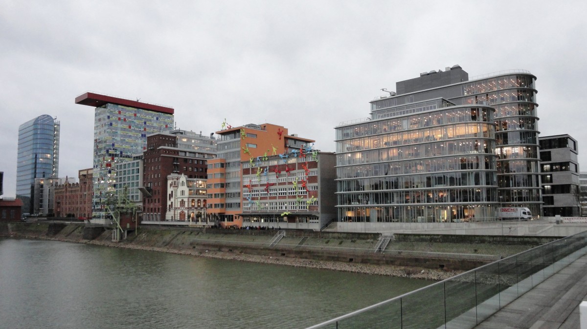 Julio-Levin-Ufer in Dsseldorf am 4.2.2011 /