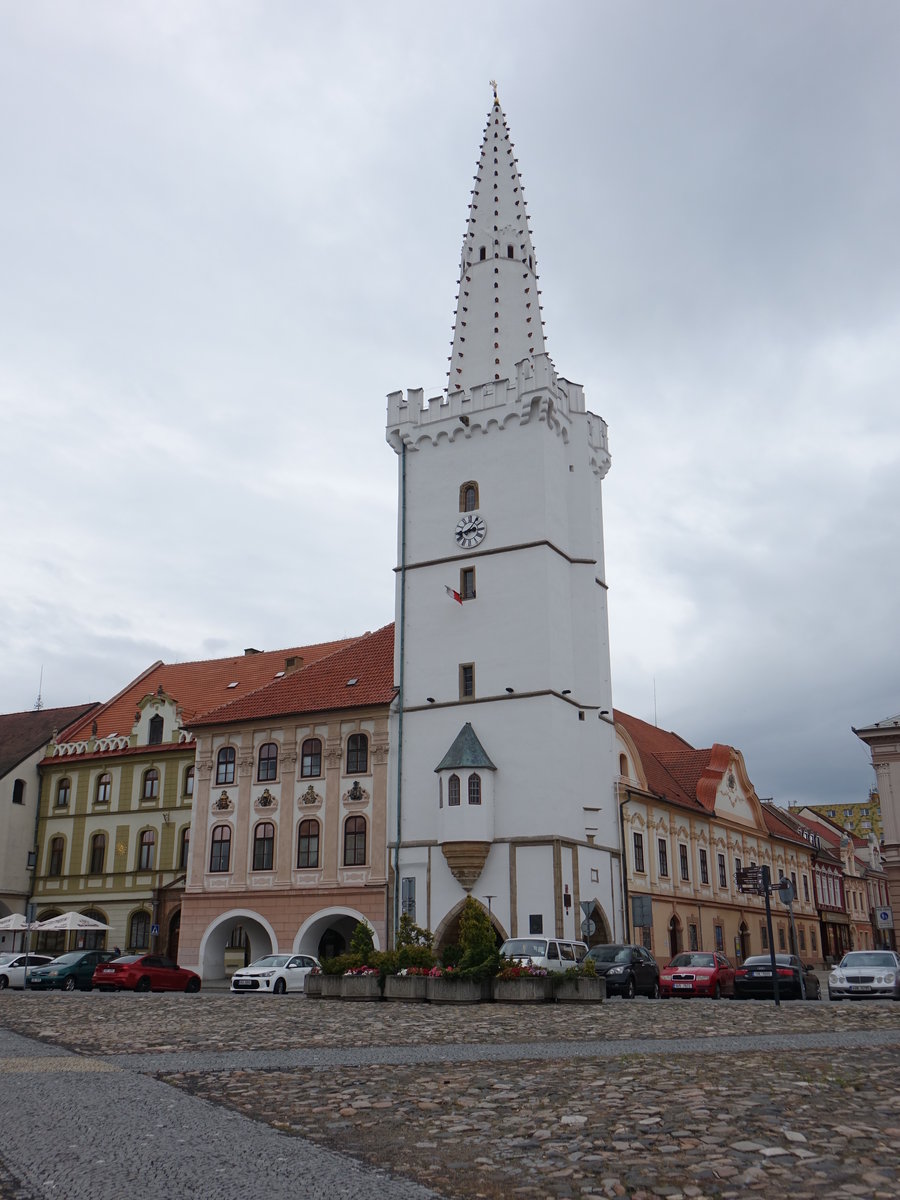 Kaden / Kaaden, Rathaus am Ringplatz Mirove Namesti (07.07.2019)