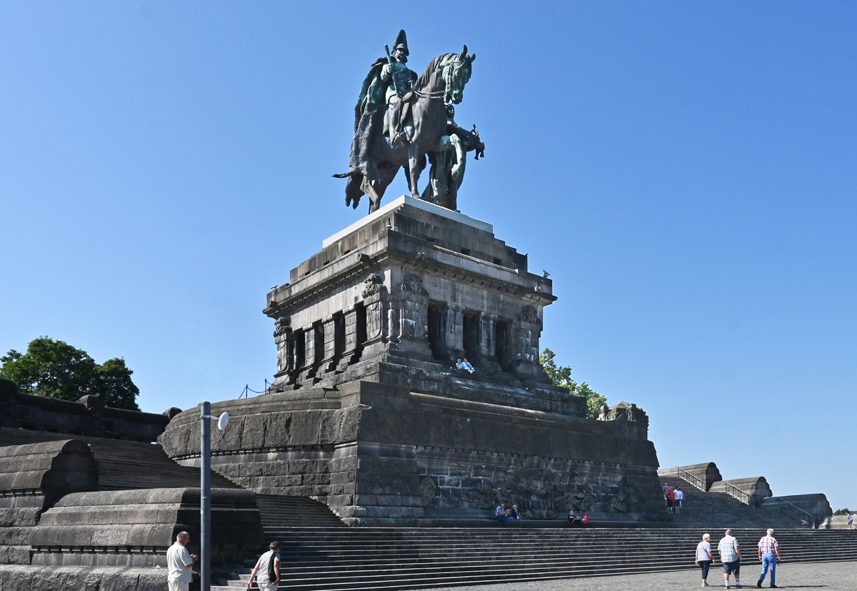 Kaiser-Wilhelm-Denkmal am Deutschen Eck in Koblenz - 08.09.2021