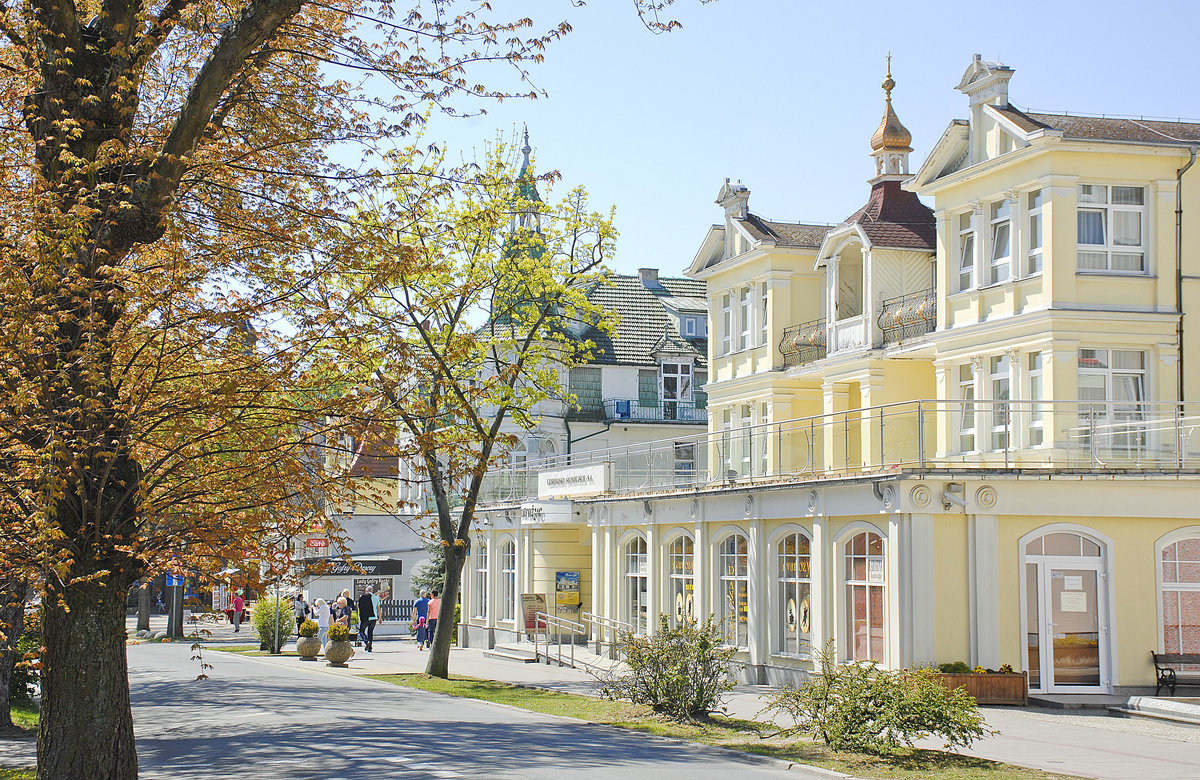 Kaiserliche Bderarchitektur in Świnoujście (Swinemnde). Aufnahme: 6. Mai 2016.