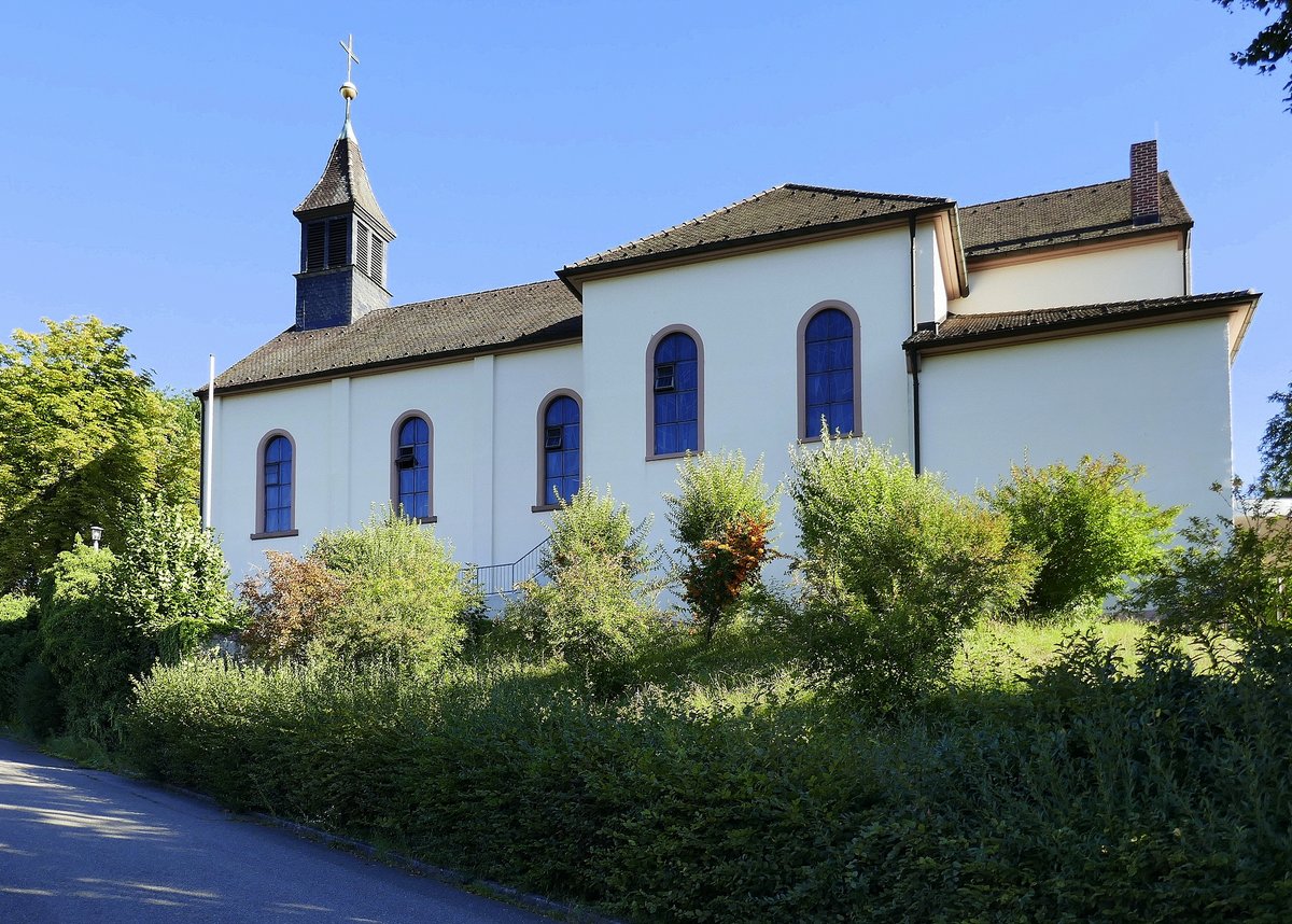 Kandern, hoch ber der Stadt steht die katholische Kirche St.Franz von Sales, erbaut 1860-61, Sept. 2020
