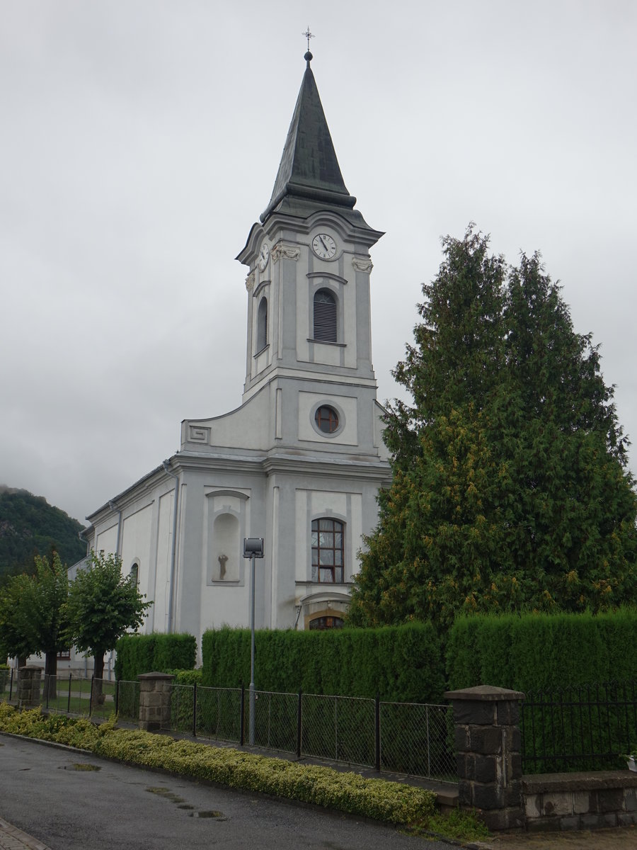 Kapusany, kath. Pfarrkirche St. Martin, erbaut bis 1789 (01.09.2020)