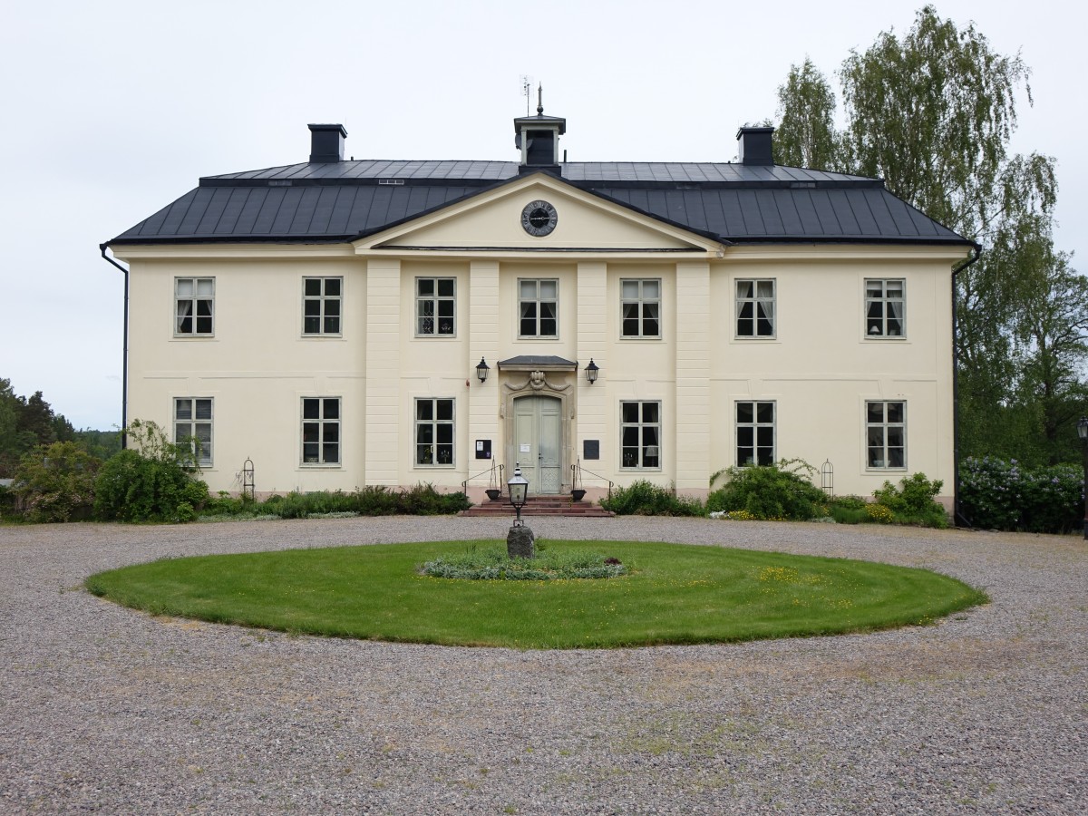 Karlskoga, Herrenhof von Svarta, erbaut von 1775 bis 1782 im gustavianischen Stil (17.06.2015)