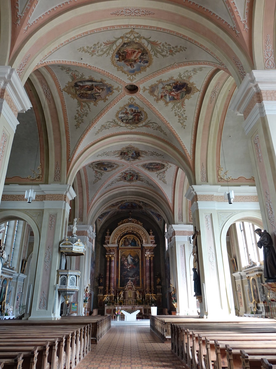 Kastelruth, klassizistischer Innenraum der Pfarrkirche St. Peter und Paul, Altarbild von Melchior Paul von Deschwanden (14.09.2019)