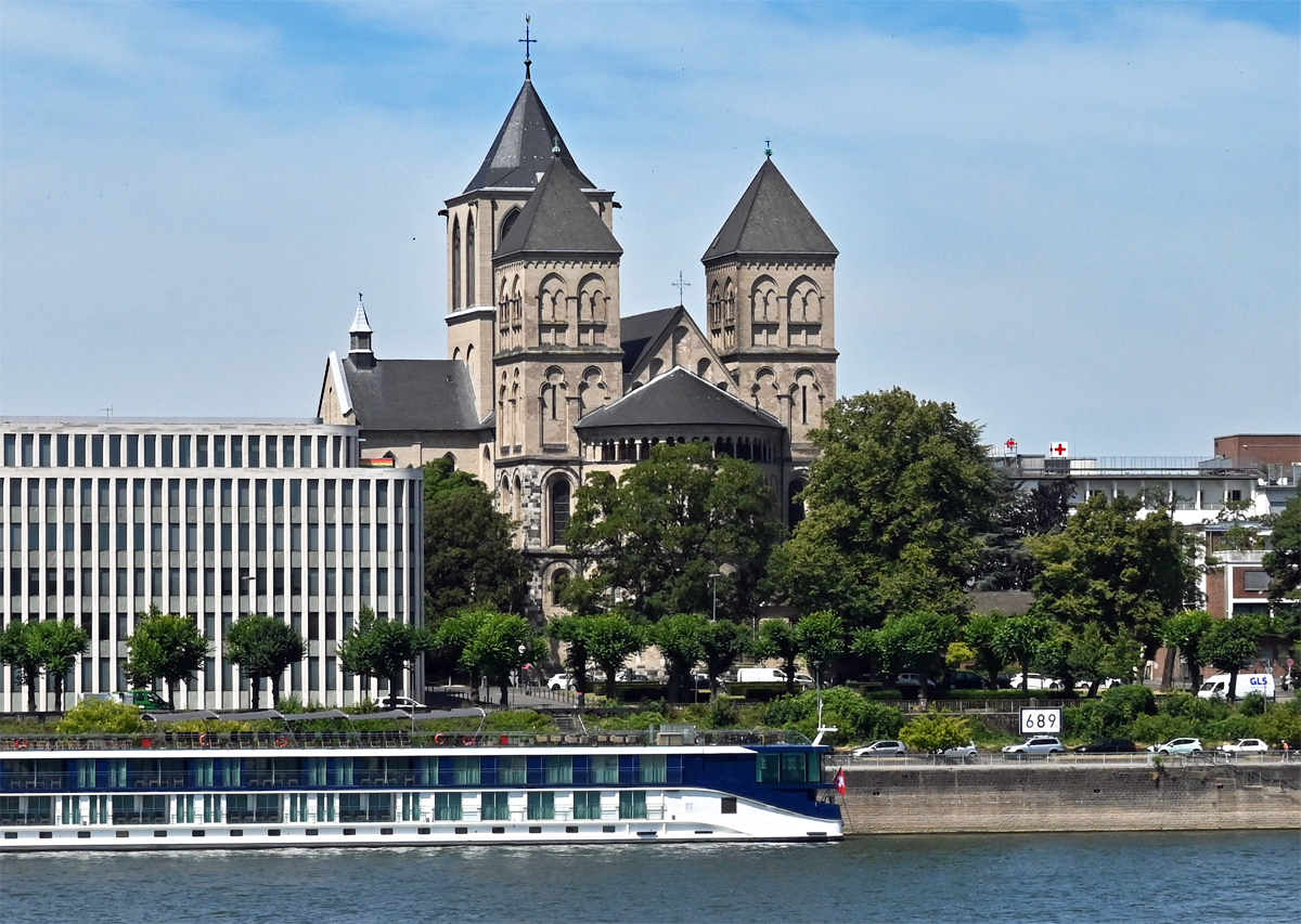 Kath. Kirche St. Kunibert am Konrad-Adenauer-Ufer in Kln - 12.07.2022