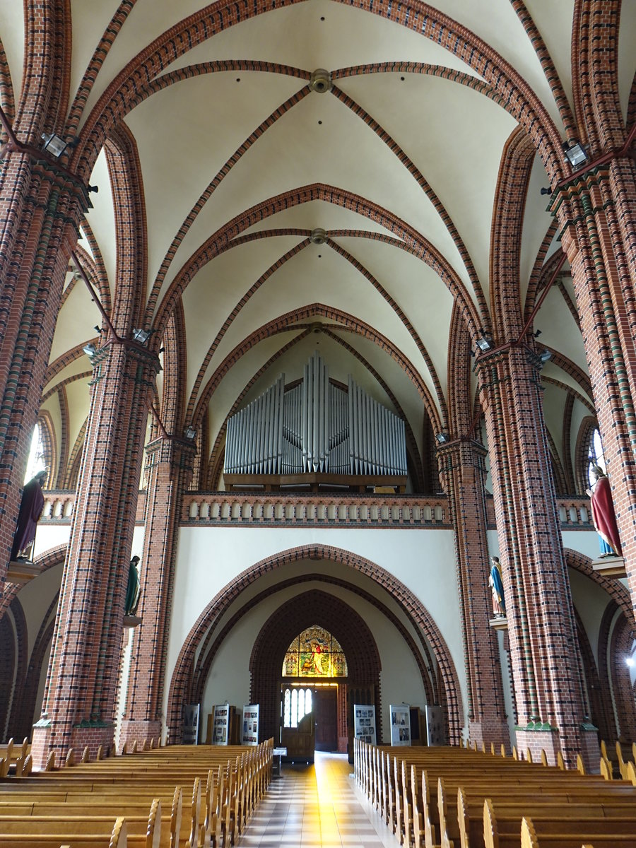 Katowice / Kattowitz, Orgelempore in der St. Peter und Paul Kirche (05.09.2020)