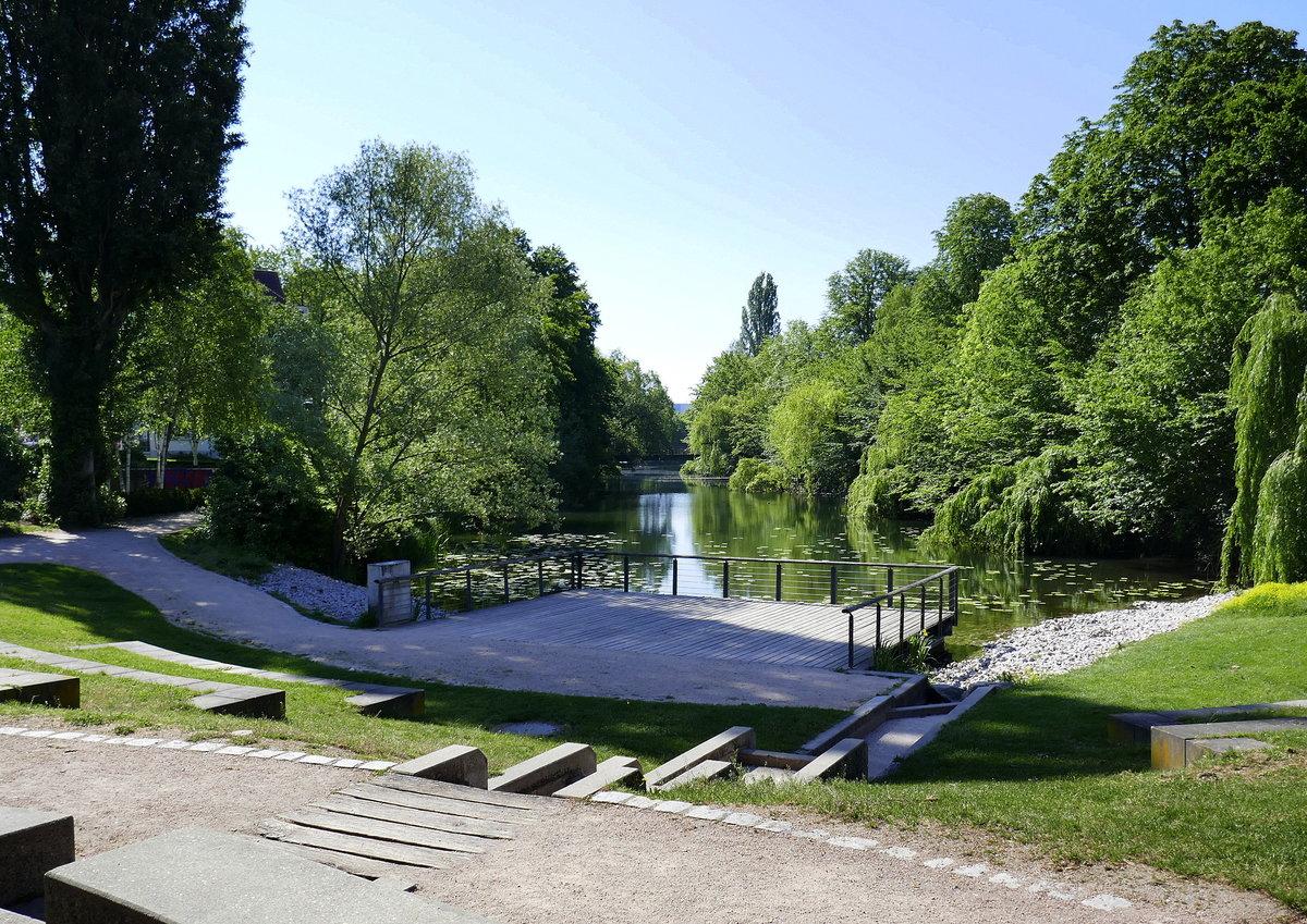 Kehl, Blick in den Stadtpark vom Rosengarten aus, Mai 2020