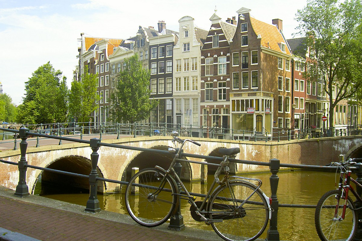 Keizersgracht in Amsterdam. Aufnahme: August 2005.