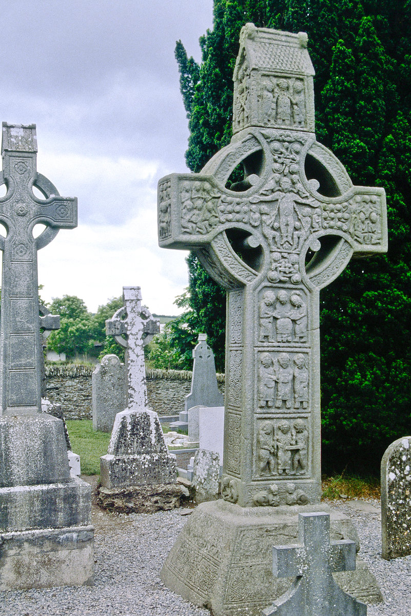 Keltisches Kreuz in Kells. Bild vom Dia. Aufnahme: Juli 1991.