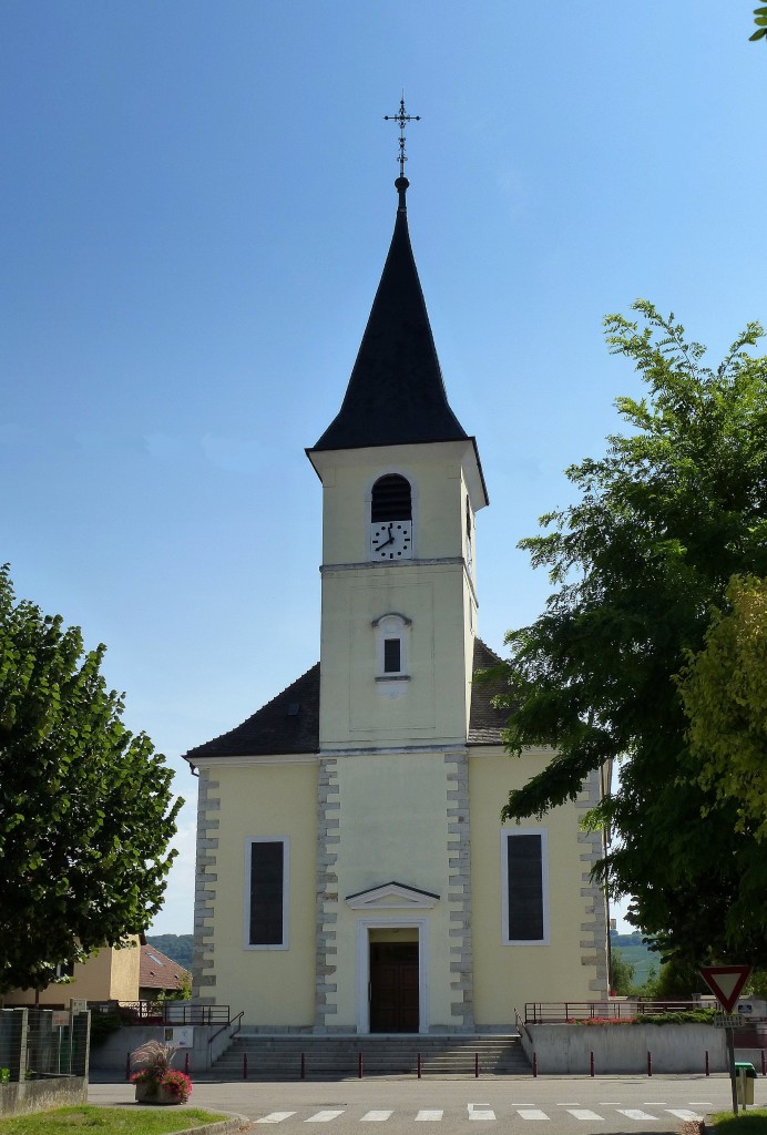 Kembs, Westfassade und Turm der Johanniskirche, Aug.2015