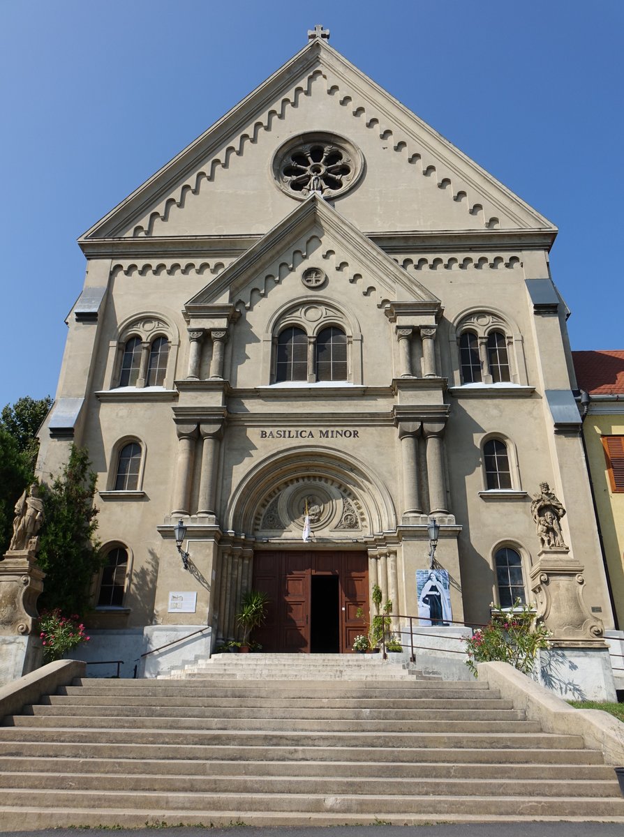 Keszthely, Karmeliterkirche St. Theresa, erbaut von 1927 bis 1930 (29.08.2018)