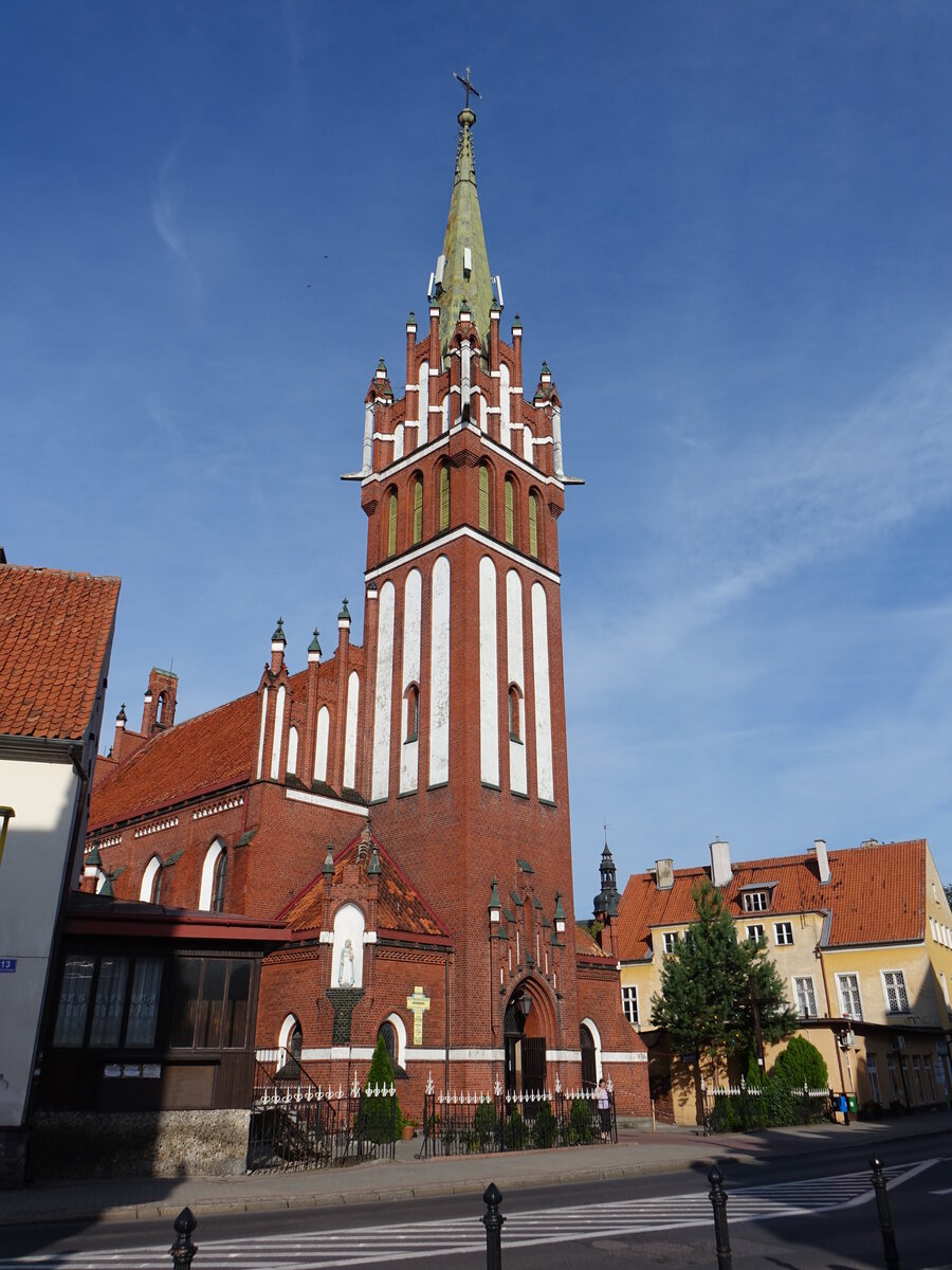 Ketrzyn / Rastenburg, Pfarrkirche St. Katharina, erbaut von 1895 bis 1897 im neugotischen Stil (04.08.2021)