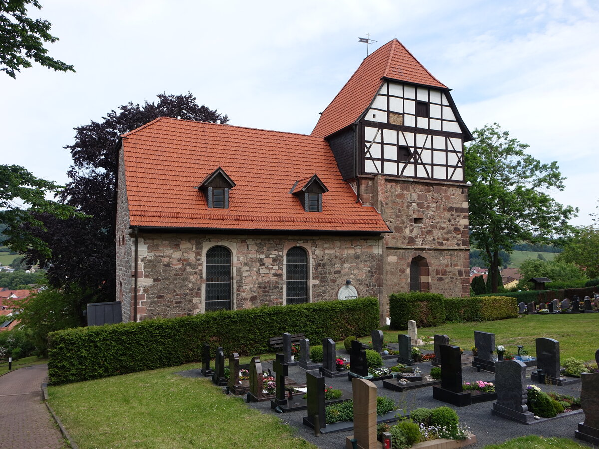 Kieselbach, evangelische Dorfkirche, erbaut im 16. Jahrhundert (05.06.2022)