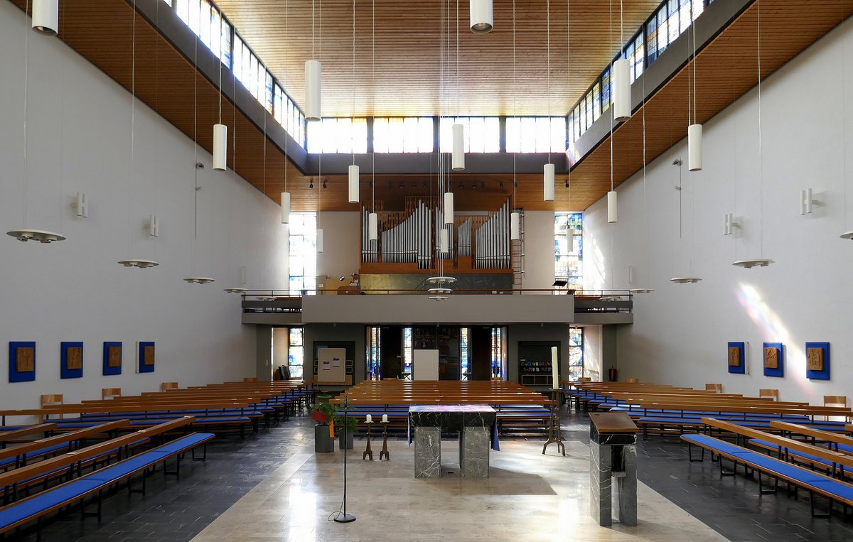 Kippenheim, Blick zur Orgelempore in der St.Mauritius-Kirche, Sept.2020