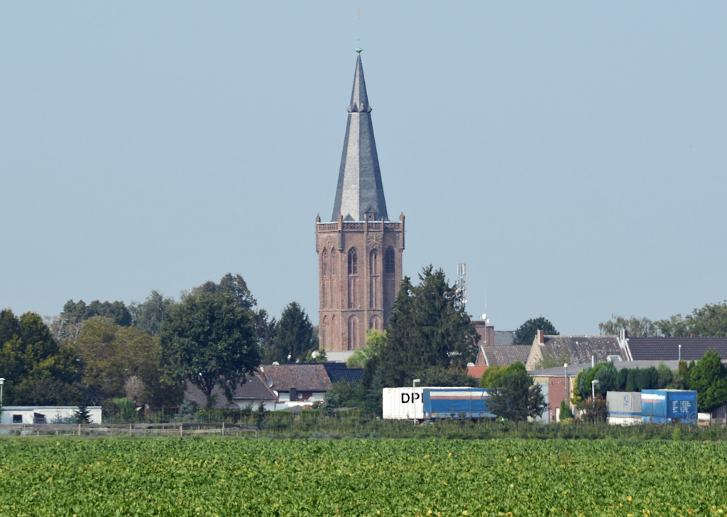 Kirche in Elsdorf-Niederempt (Rhein-Erft-Kreis) - 04.09.2014