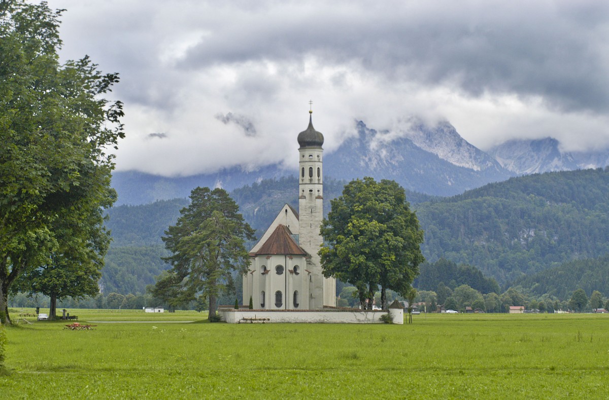 Kirche St. Koloman nahe Fssen. Aufnahme: Juli 2008.