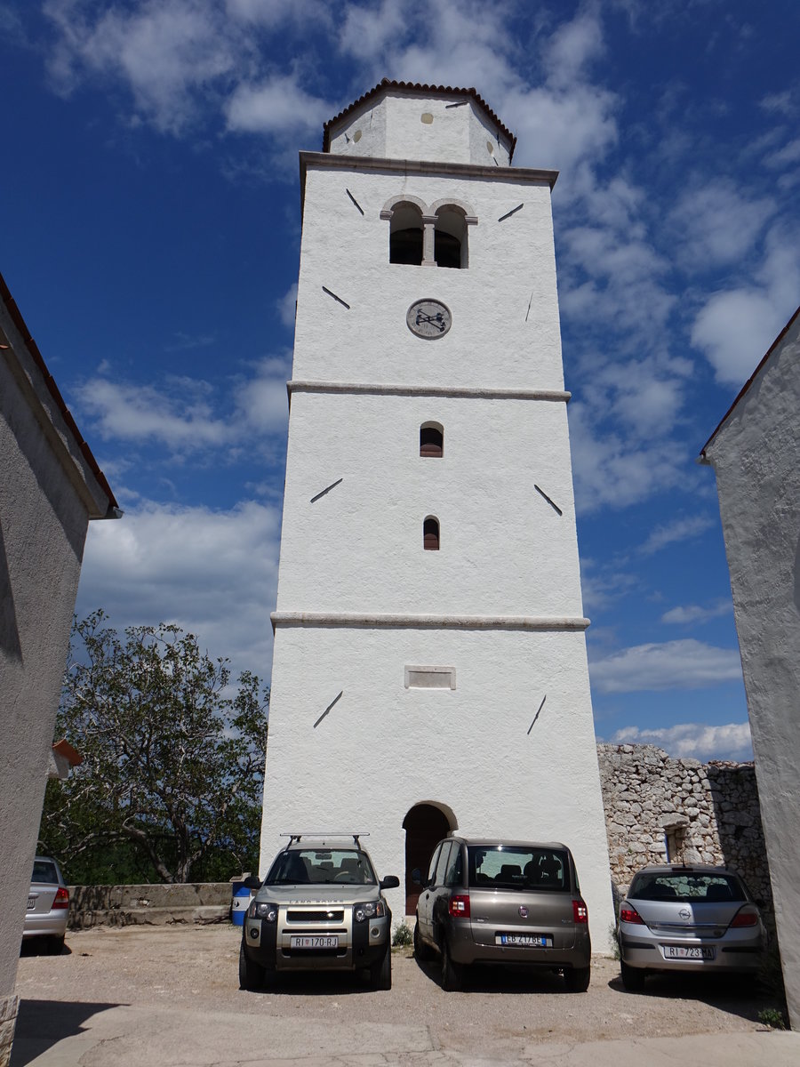 Kirchturm der Pfarrkirche St. Juraj in der Altstadt von Brsec (29.04.2017)