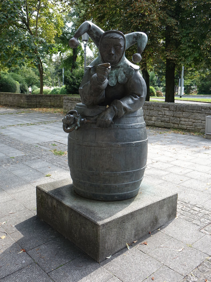 Kitzingen, Fanachtsdenkmal im Narreneck am Falterturm (27.08.2017)