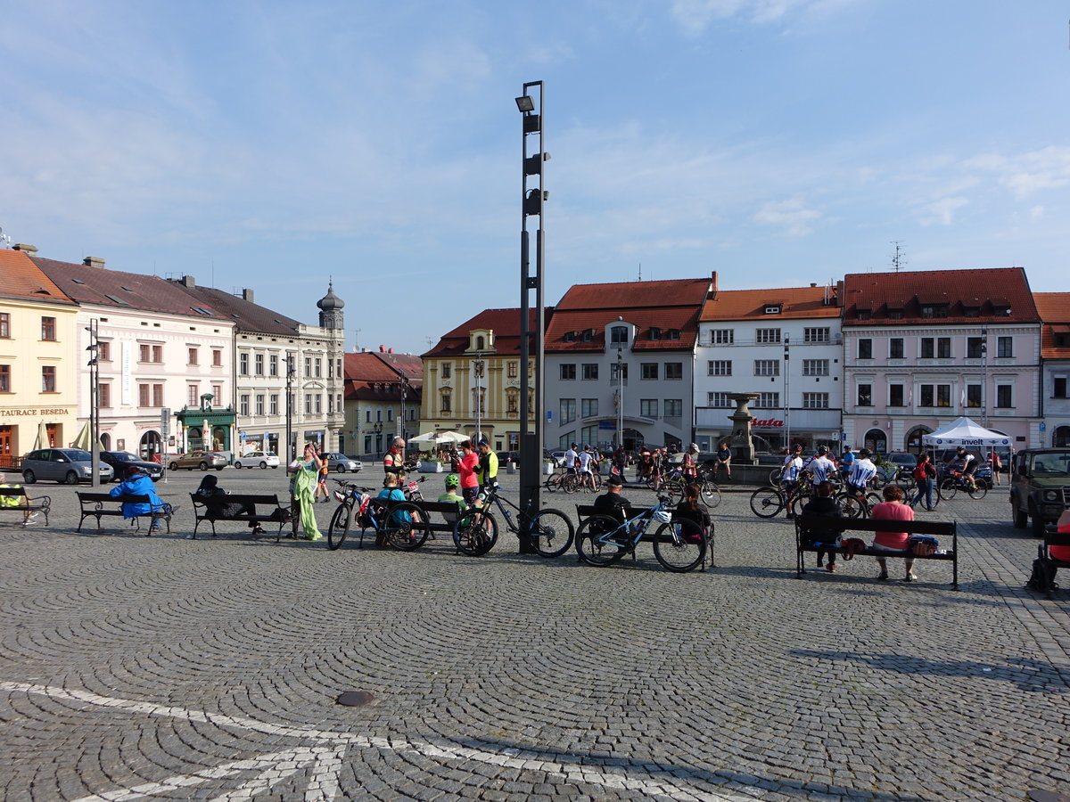 Klatovy / Klattau, historische Huser am Hauptplatz Namesti Miru (25.05.2019)