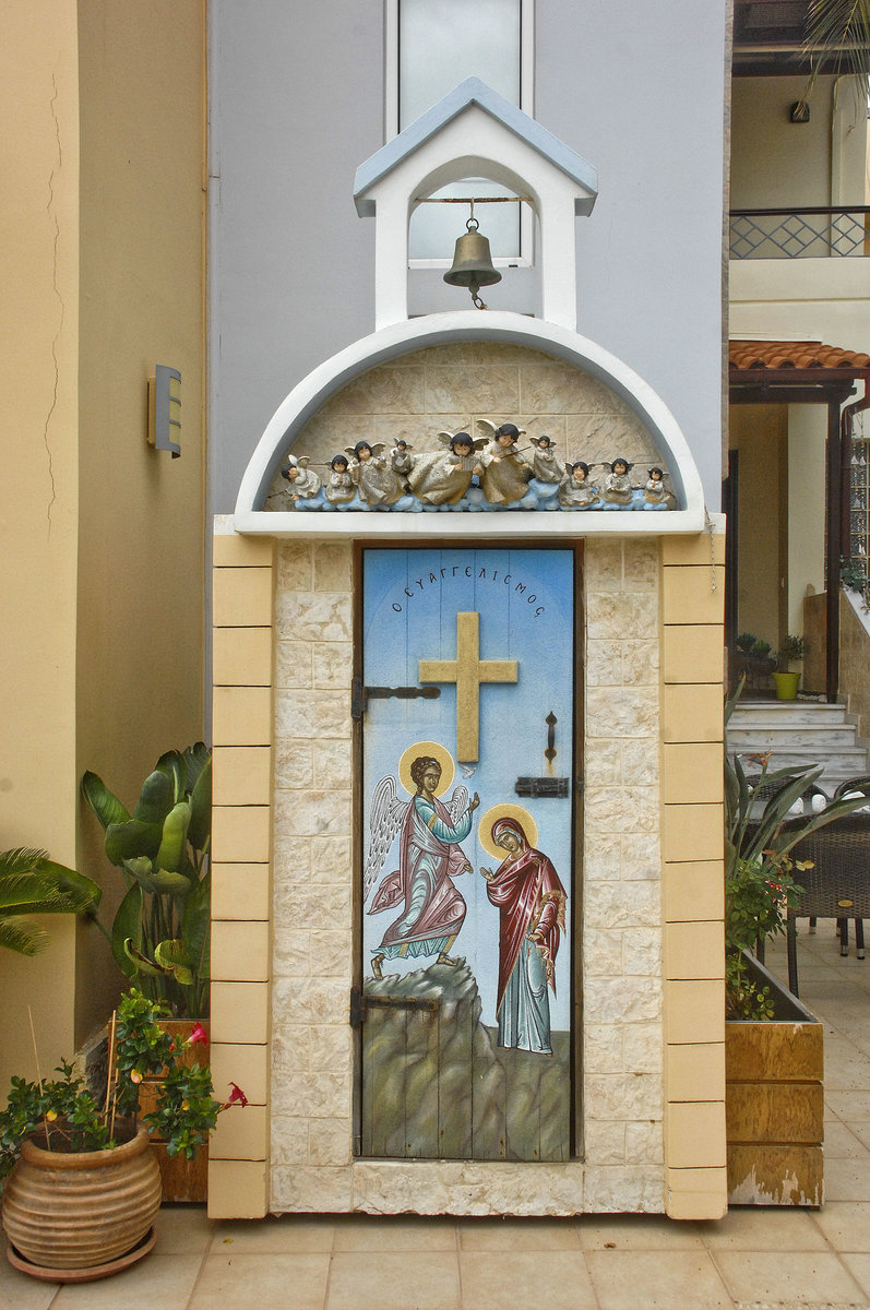 Kleine Kapelle in Platanias auf der Insel Kreta. Aufnahme: 21. Oktober 2016.
