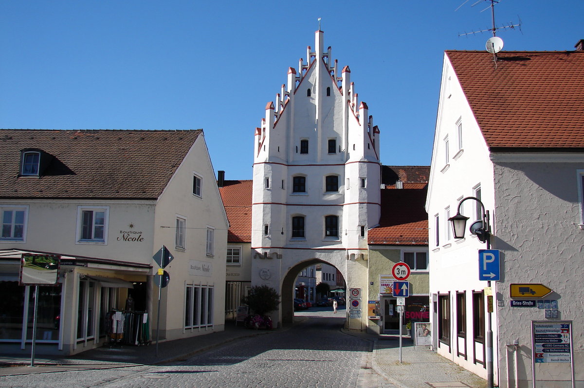 Kleines Donautor in Vohburg an der Donau. (25.08.2016)