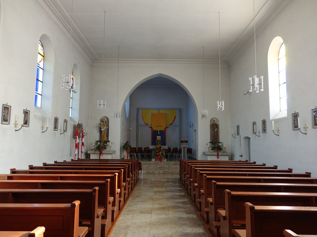 Kleingesee, Innenraum der kath. Herz Jesu Kirche (13.10.2018)