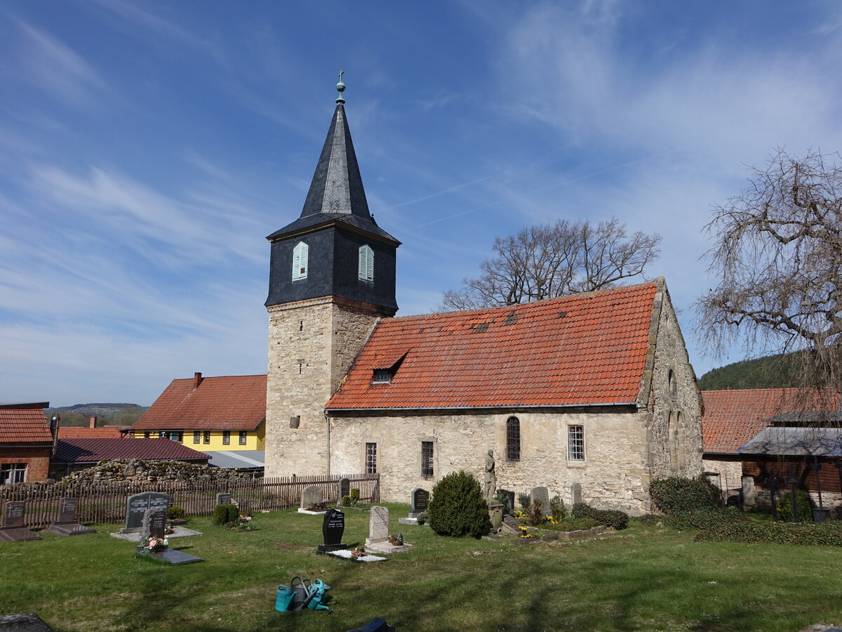 Kleinhettstedt, evangelische Dorfkirche, erbaut im 15. Jahrhundert (17.04.2022)