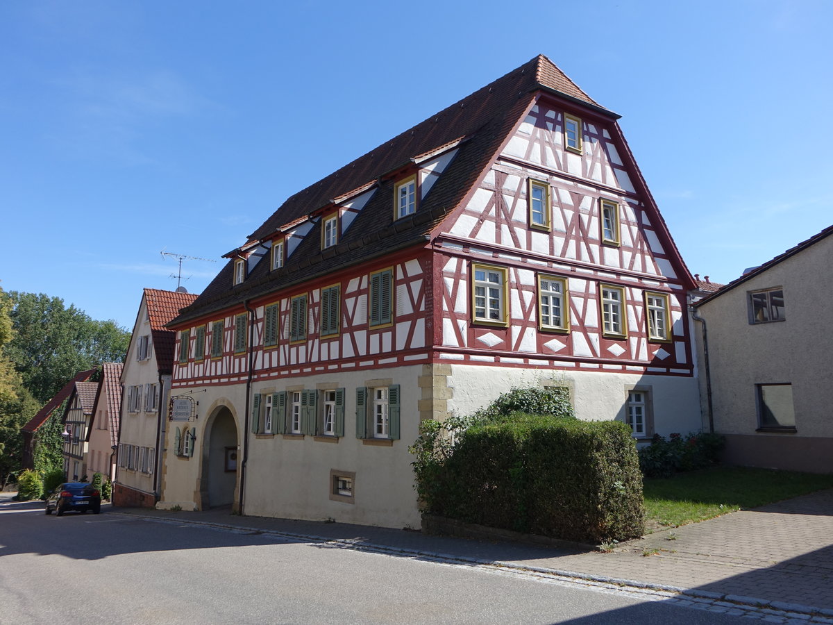 Kleinvillars, altes Rathaus und Weinstube in der Schillingswaldstrae (12.07.2018)
