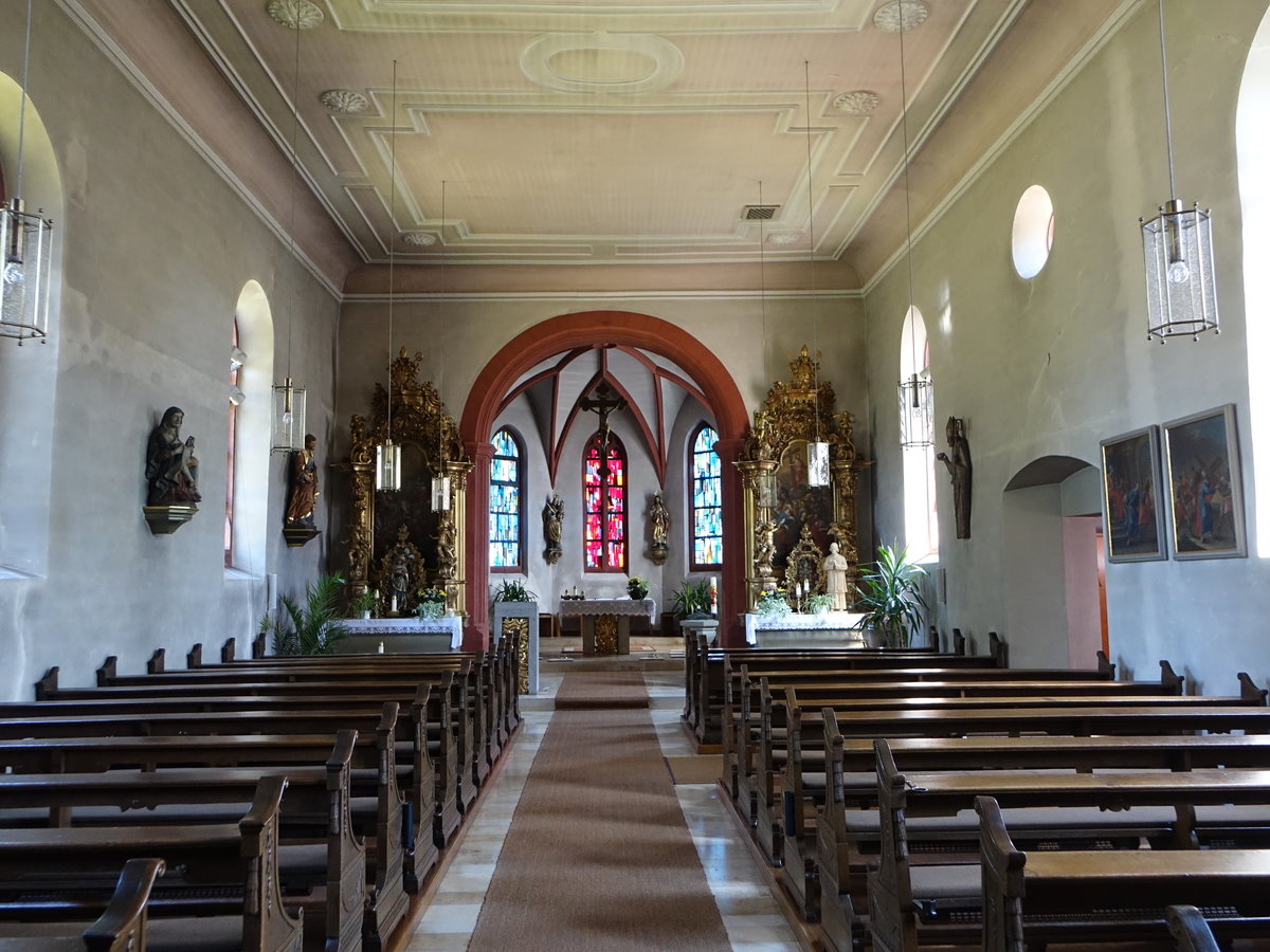 Kleinwenkheim, Innenraum der kath. Pfarrkirche St. Nikolaus, erbaut ab 1589 (07.07.2018)