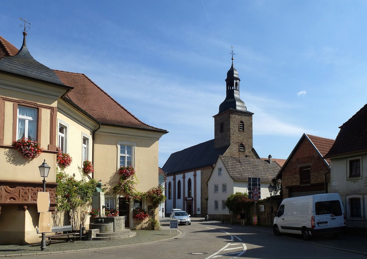 Klingenmünster, Blick zur ehemaligen Klosterkirche, Sept.2017