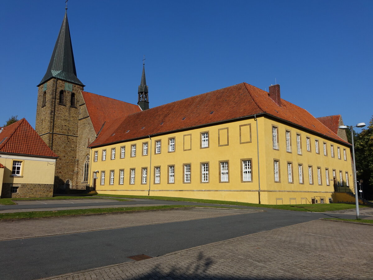 Kloster Bersenbrck mit Klosterkirche St. Vincentius (10.10.2021)