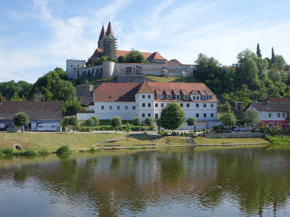 Kloster Reichenbach, ehem. Benediktinerkloster, gegrndet 1183, seit 1890 Pflegeanstalt der Barmherzigen Brder (02.06.2017)