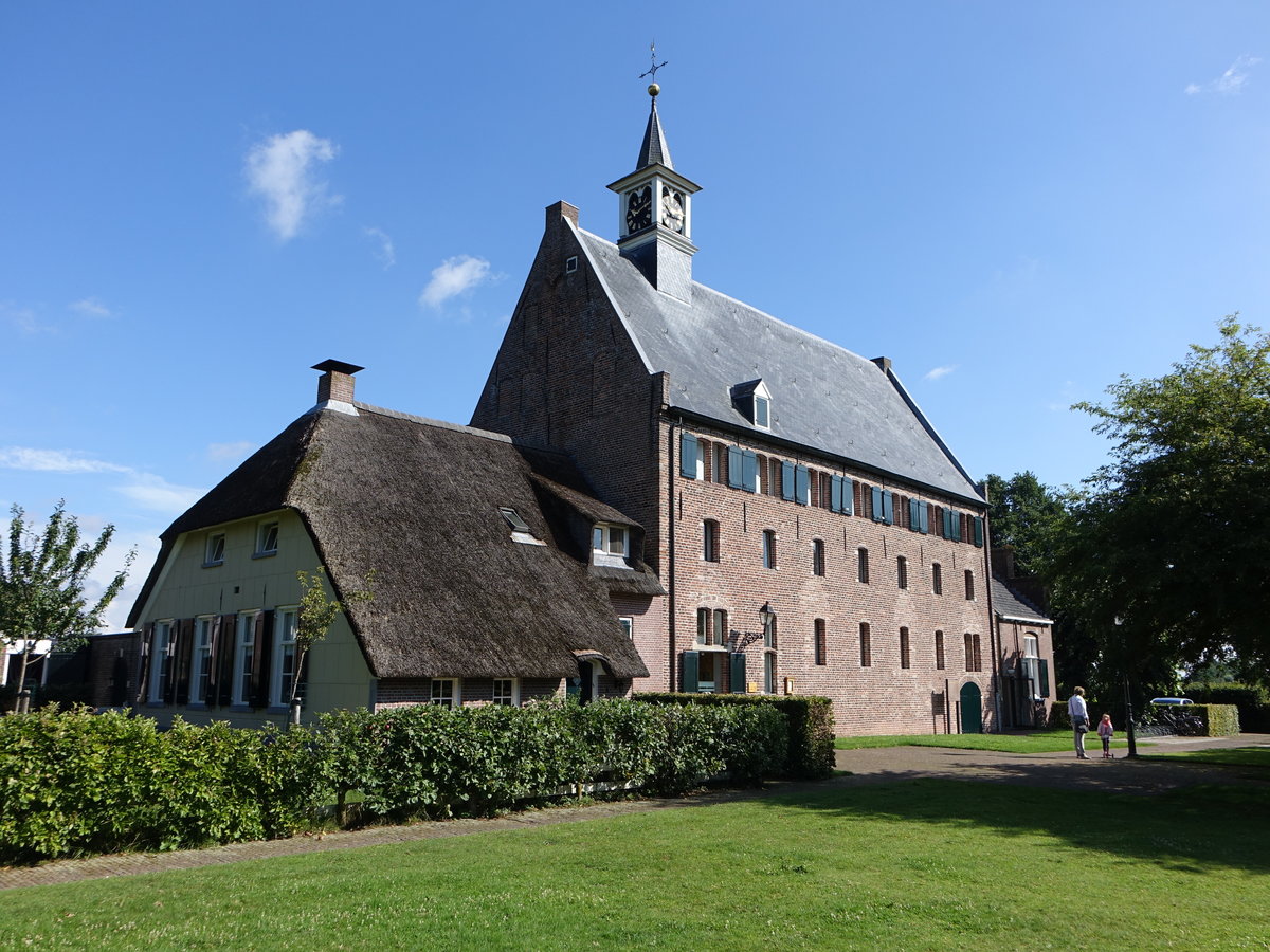 Kloster Windesheim, gestiftet 1387, Ref. Kirche erbaut im 17. Jahrhundert (23.07.2017)