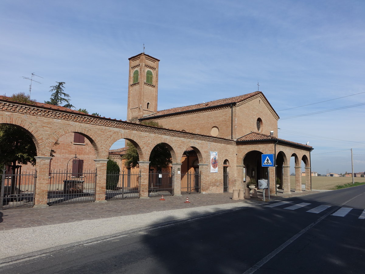 Klosterkirche San Biaggio in Poggio Piccolo, erbaut im 15. Jahrhundert (31.10.2017)