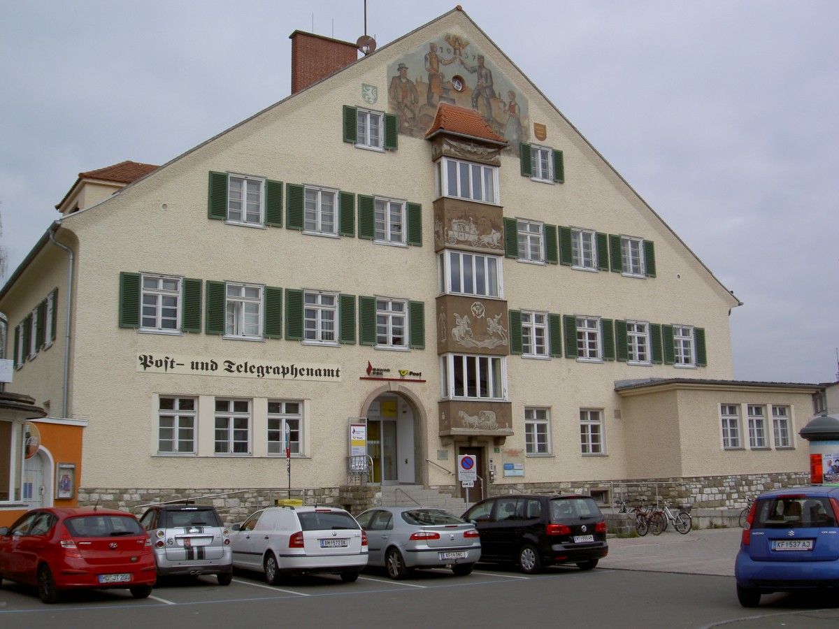 Knittelfeld, Altes Postgebude am Kapuzinerplatz (03.10.2013)