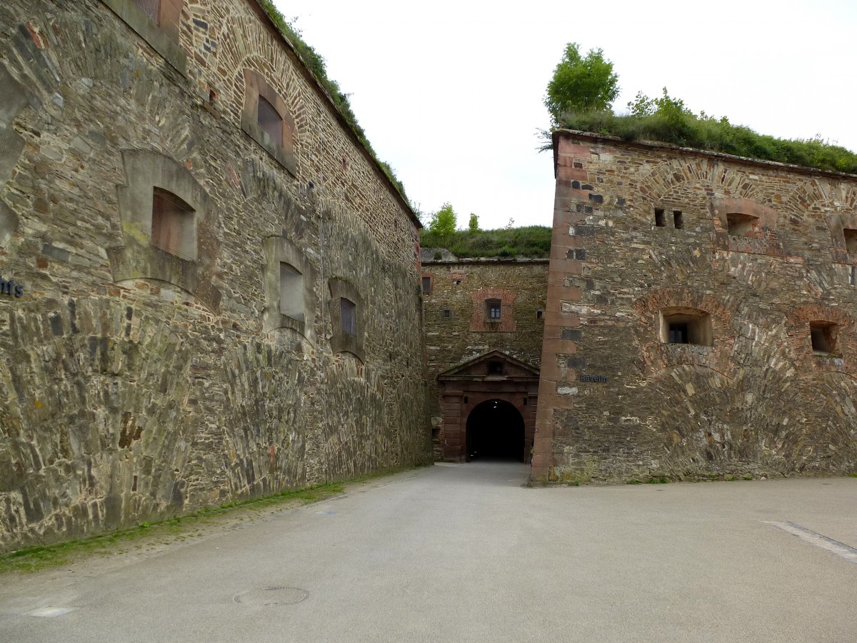 Koblenz, Festung Ehrenbreitstein, Geschtz-und Wohnkasematten im Festungsbereich, Sept.2014