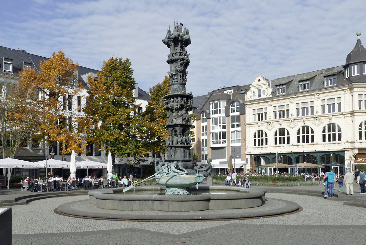 Koblenz: Historiensule am Josef-Grres-Platz - 16.10.2017