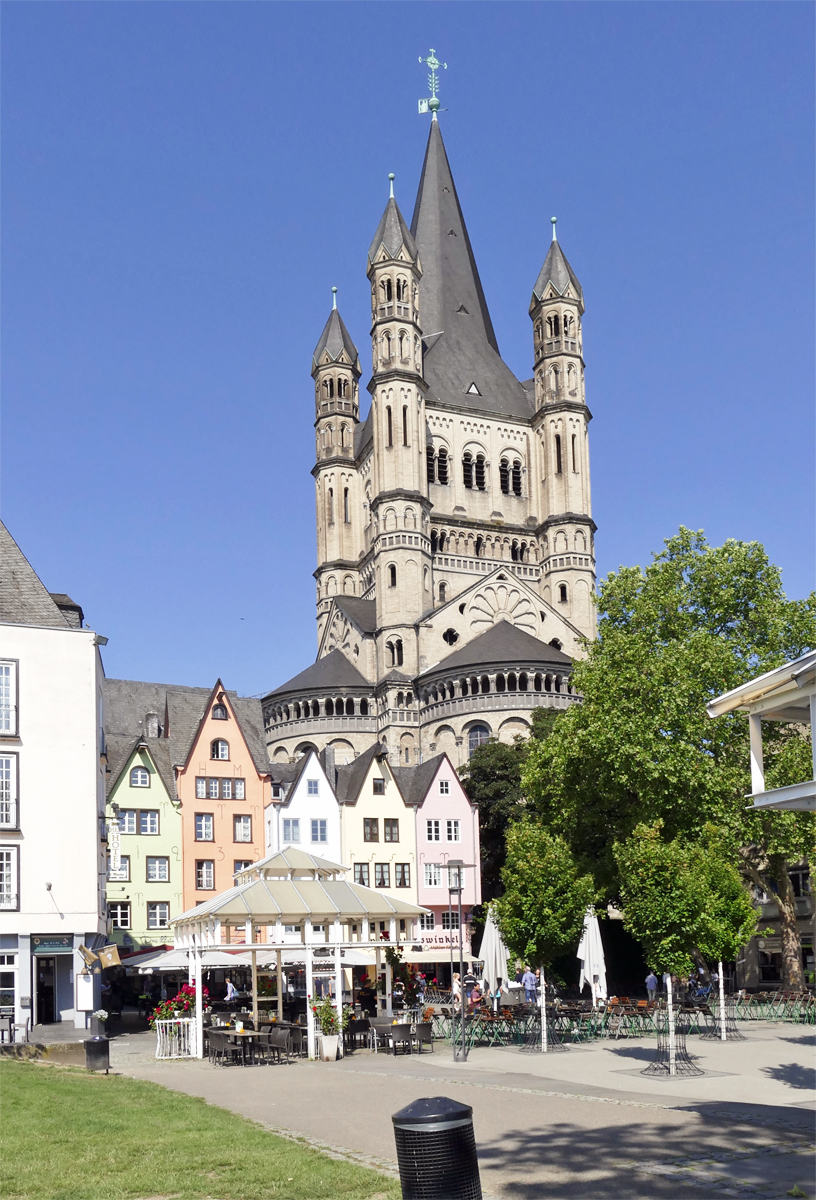 Kln - Gro St. Martin und Fischmarkt am Rheinufer - 23.06.2019