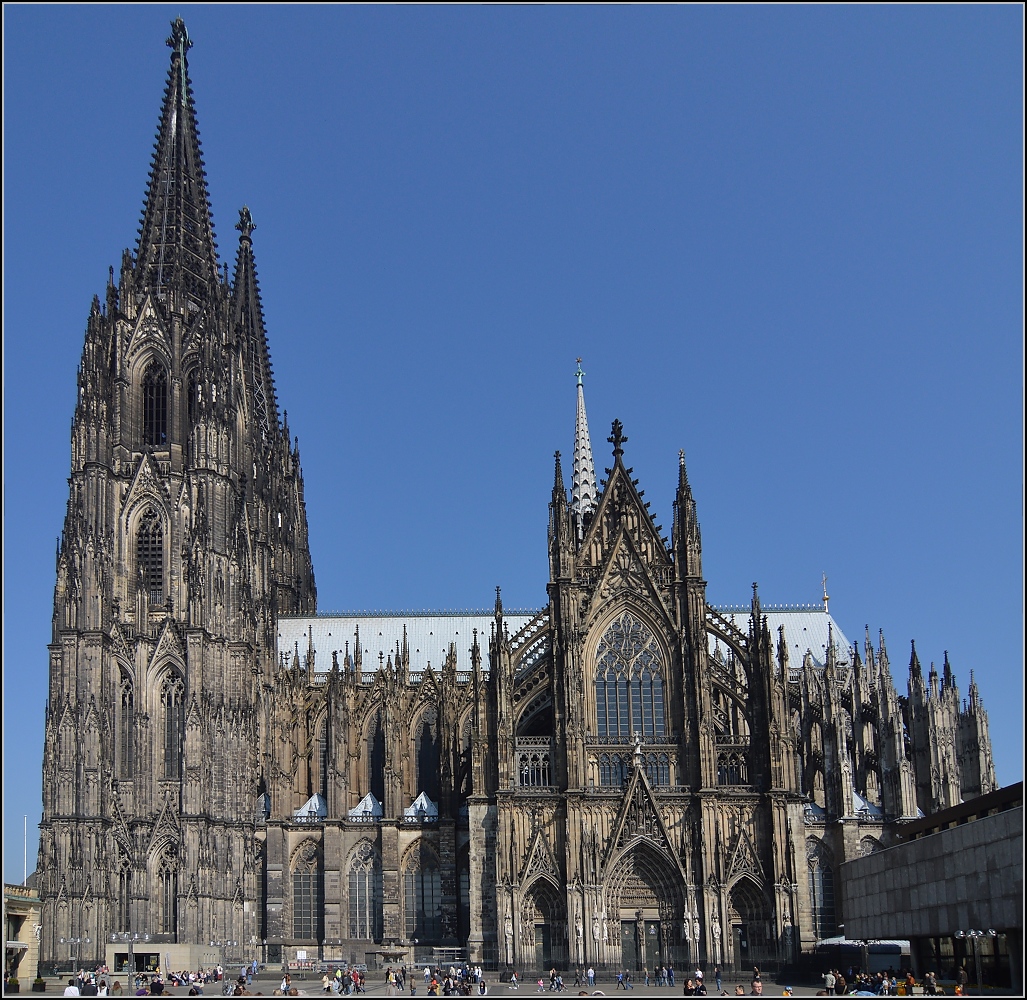 Klner Dom am Tag. Frhjahr 2014. Bearbeitungsvariante nach dem Vorschlag von Heinz Stoll. Herzlichen Dank in die Schweiz. 