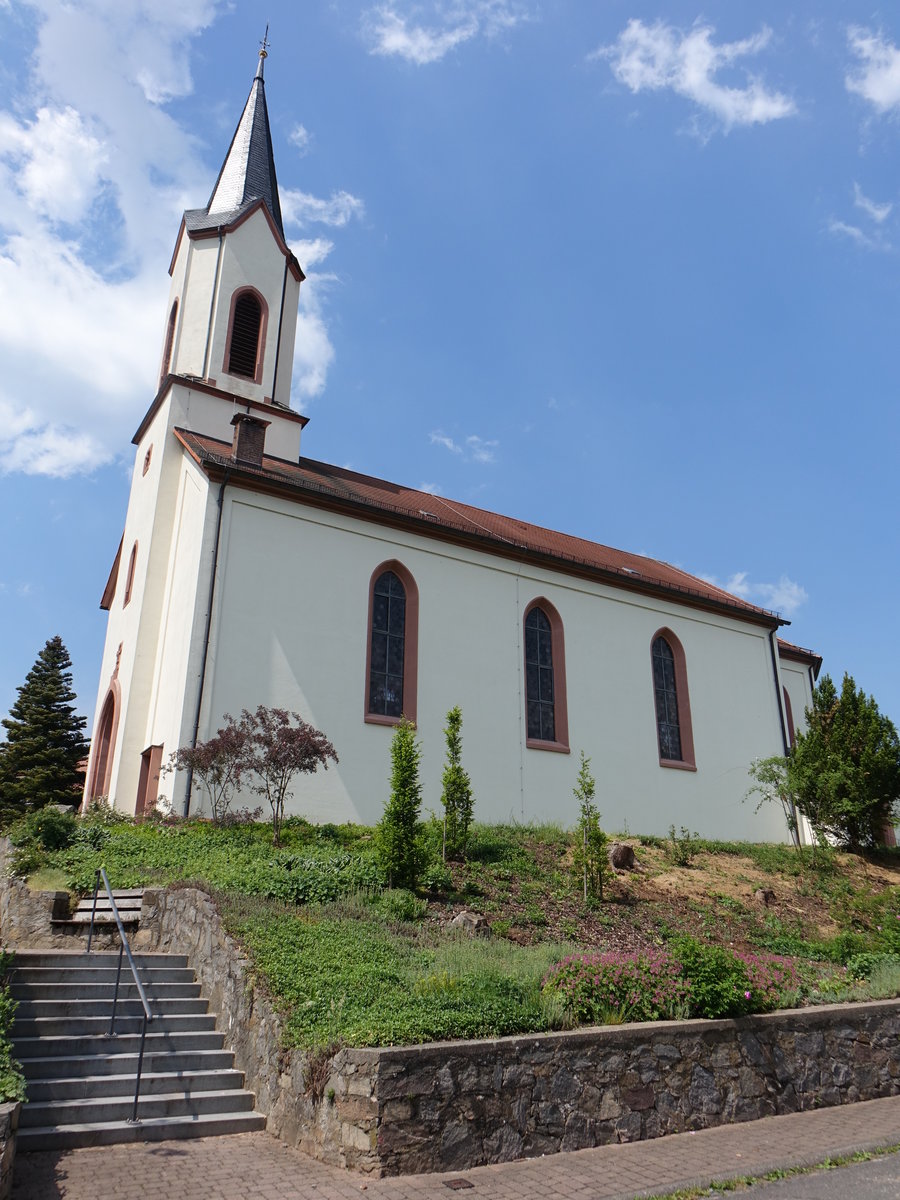 Knigshofen an der Kahl, St. Wendelin Kirche, neugotisch erbaut 1872 (13.05.2018)