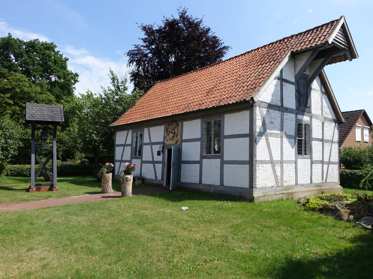 Kolborn, evangelische St. Marien Kapelle, rechteckige Saalkirche aus Holzfachwerk, erbaut 1616 (20.06.2026)