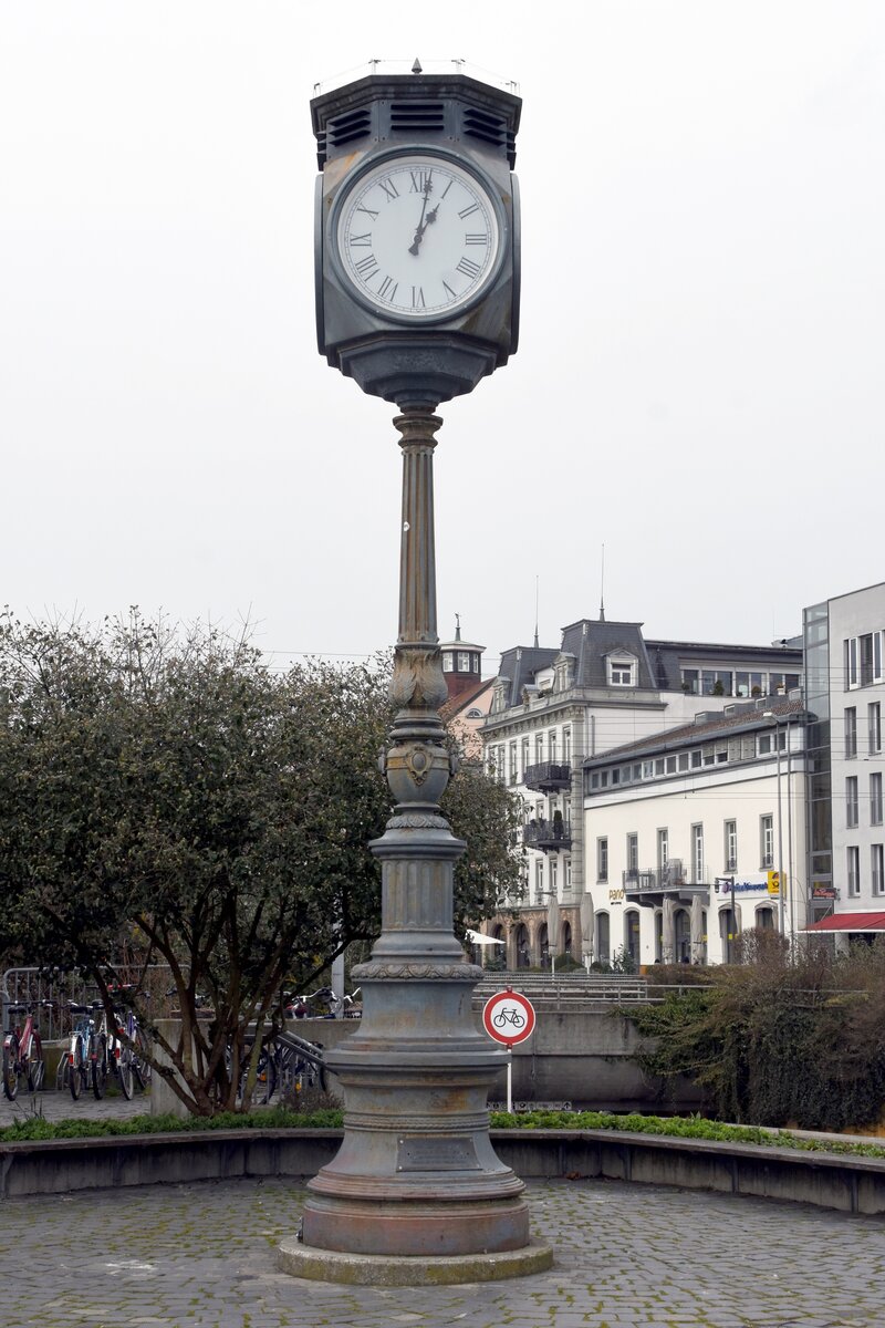 KONSTANZ (Landkreis Konstanz), 25.02.2020, die Historische Hafenuhr